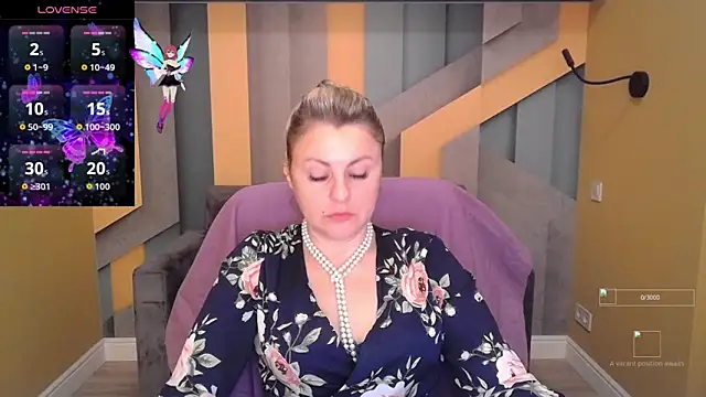 Snapshot of Candy_Long chatting on 11-04-25, 06:34 Candy Long online show from 11-04-25, 06:34