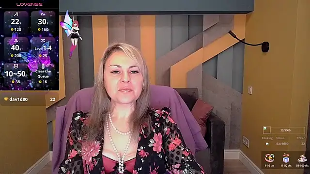 Snapshot of Candy_Long chatting on 11-17-25, 06:41 Candy Long online show from 11-17-25, 06:41