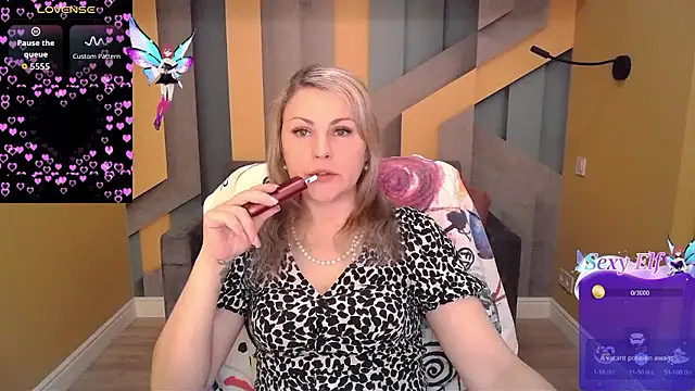 Candy Long online show from 01-15-26, 06:40