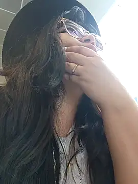 Sakura 0505 online show from 01-25-25, 08:21