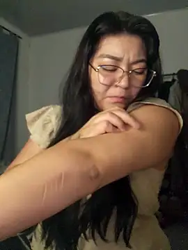 Sakura 0505 online show from 03-12-26, 03:23