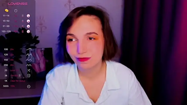 KindHazelHere  online show from 10-27-25, 08:18