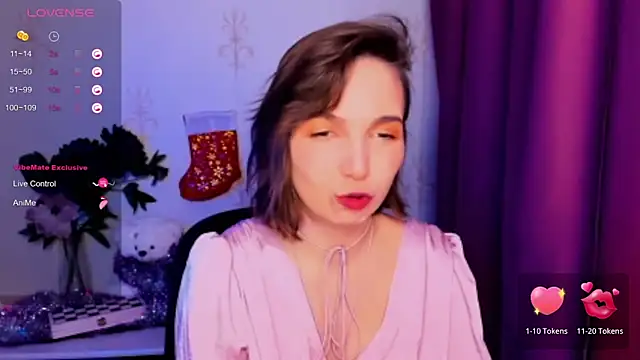 KindHazelHere  online show from 12-19-25, 04:25