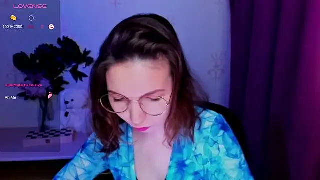 KindHazelHere  online show from 04-18-26, 06:12