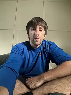 Snapshot of Bimmer7171 chatting on 06-11-26, 11:03 Bimmer7171 online show from 06-11-26, 11:03