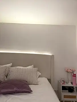 Bella cutte  online show from 12-04-25, 11:57