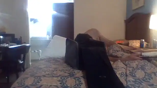 tuRb0420 online show from 09-24-25, 01:03