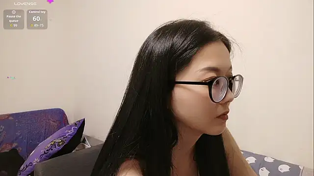 Snapshot of Lu_Nana chatting on 11-15-25, 05:20 Lu Nana online show from 11-15-25, 05:20