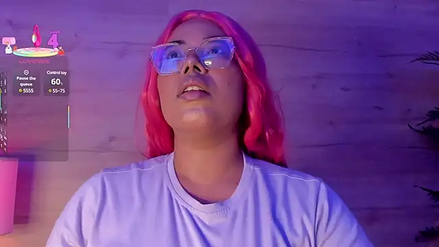  nickypurple  online show from 03-07-25, 12:01