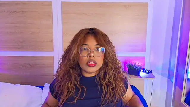  nickypurple  online show from 06-28-26, 02:01