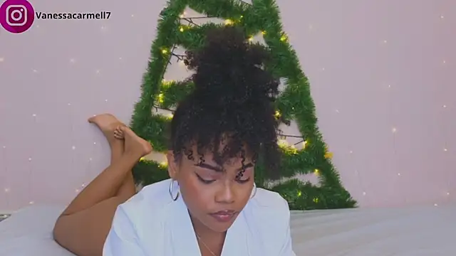 Snapshot of ShadayCarmell chatting on 12-14-24, 08:40 ShadayCarmell online show from 12-14-24, 08:40