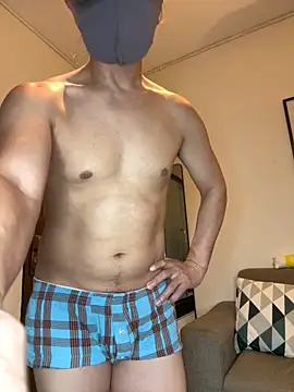 Xianggui online show from 10-12-25, 10:36