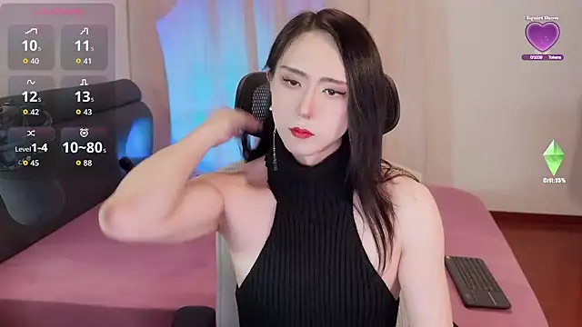 liliwang03 online show from 10-24-25, 12:12