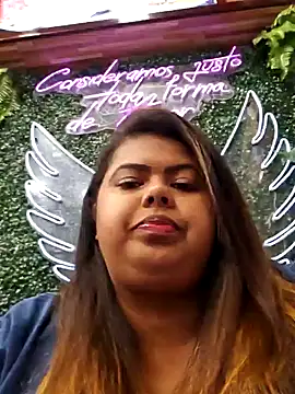 Snapshot of biancabombombbw chatting on 12-11-24, 09:41 biancabombombbw online show from 12-11-24, 09:41