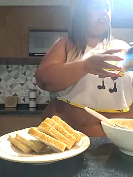 Snapshot of biancabombombbw chatting on 02-19-25, 05:38 biancabombombbw online show from 02-19-25, 05:38