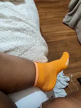 Snapshot of biancabombombbw chatting on 03-21-25, 01:24 biancabombombbw online show from 03-21-25, 01:24