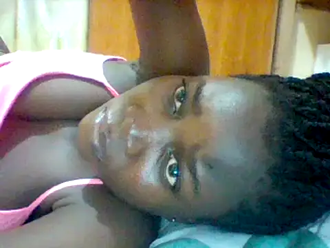 Snapshot of Alessandrajenna chatting on 02-21-25, 05:31 Alessandrajenna online show from 02-21-25, 05:31