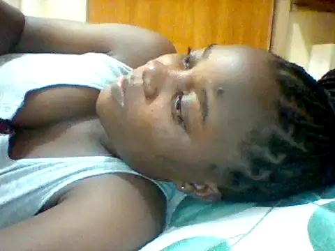 Snapshot of Alessandrajenna chatting on 02-25-25, 12:34 Alessandrajenna online show from 02-25-25, 12:34