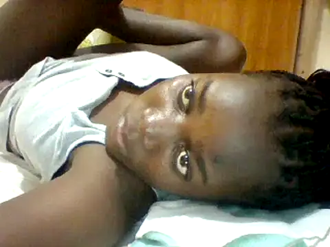 Snapshot of Alessandrajenna chatting on 02-25-25, 03:38 Alessandrajenna online show from 02-25-25, 03:38