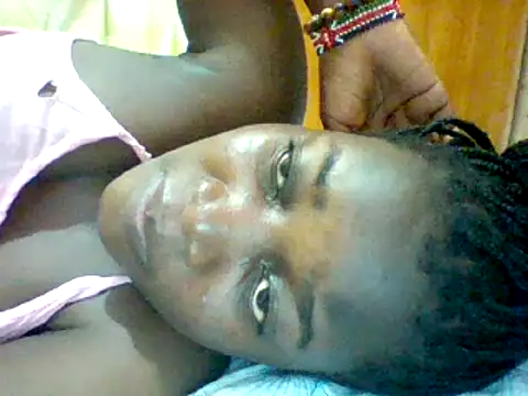 Snapshot of Alessandrajenna chatting on 03-08-25, 11:39 Alessandrajenna online show from 03-08-25, 11:39