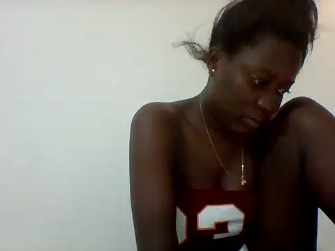 Snapshot of Alessandrajenna chatting on 02-10-26, 05:39 Alessandrajenna online show from 02-10-26, 05:39