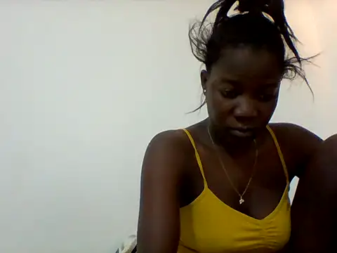 Snapshot of Alessandrajenna chatting on 02-18-26, 07:26 Alessandrajenna online show from 02-18-26, 07:26