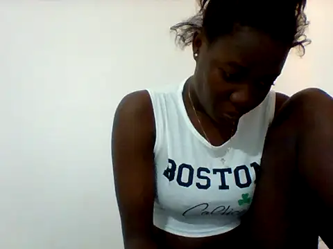 Snapshot of Alessandrajenna chatting on 02-25-26, 06:34 Alessandrajenna online show from 02-25-26, 06:34