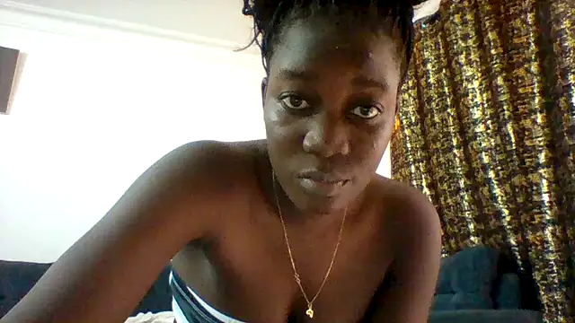 Snapshot of Alessandrajenna chatting on 03-21-26, 12:54 Alessandrajenna online show from 03-21-26, 12:54