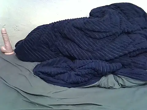 pretty-donna online show from 10-29-25, 05:14