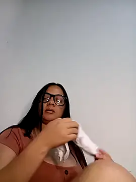 Snapshot of MEGAN_X0XX chatting on 09-17-25, 10:11 MEGAN X0XX online show from 09-17-25, 10:11