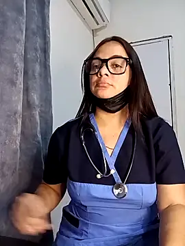 Snapshot of MEGAN_X0XX chatting on 11-17-25, 10:37 MEGAN X0XX online show from 11-17-25, 10:37