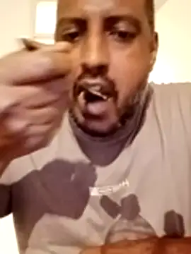 Snapshot of bink1982 chatting on 01-14-26, 04:34 bink1982 online show from 01-14-26, 04:34