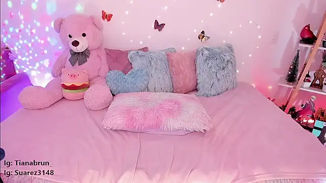 Zara uwu  online show from 01-23-25, 02:07