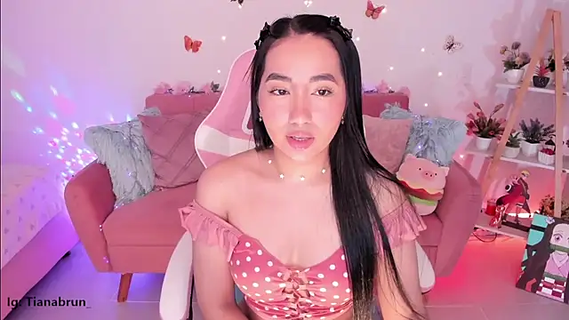 Zara uwu  online show from 09-20-25, 11:00