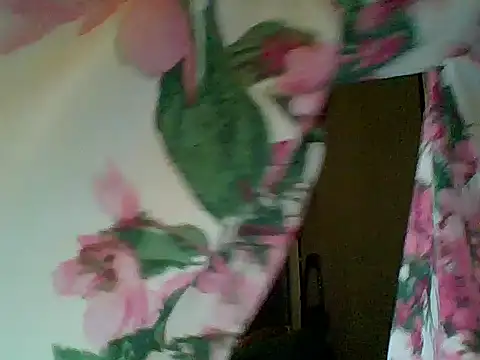 Snapshot of spundarella420 chatting on 12-18-24, 07:30 spundarella420 online show from 12-18-24, 07:30