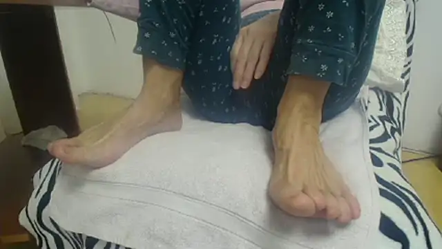 Web Lady online show from 01-12-26, 09:20