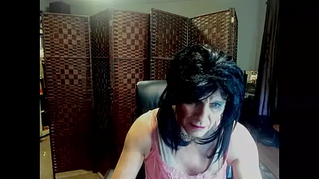 Snapshot of CharlotteAshton chatting on 05-23-26, 01:37 CharlotteAshton online show from 05-23-26, 01:37