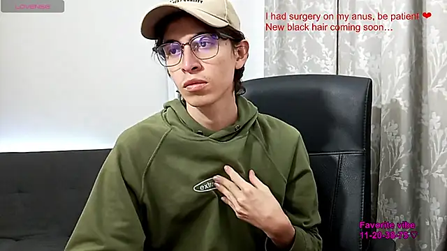 Snapshot of Norehg chatting on 03-14-26, 03:12 Norehg online show from 03-14-26, 03:12