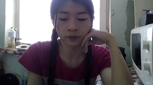 CarlyJoy online show from 02-17-25, 07:58