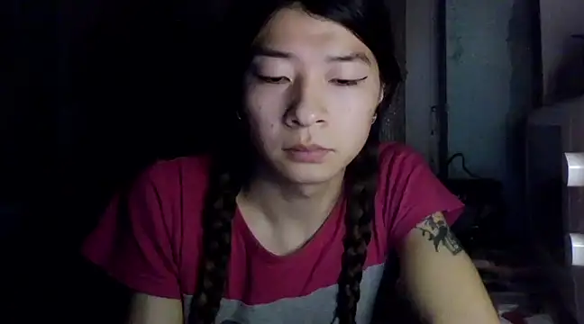 CarlyJoy online show from 02-19-25, 05:06