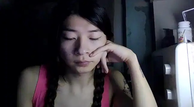 CarlyJoy online show from 03-11-25, 02:29