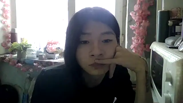 CarlyJoy online show from 12-03-25, 09:40