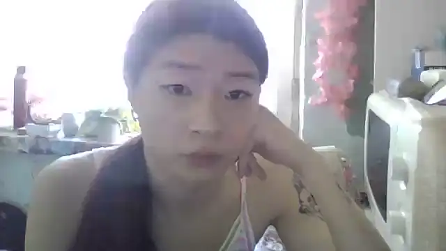 CarlyJoy online show from 07-08-26, 01:04