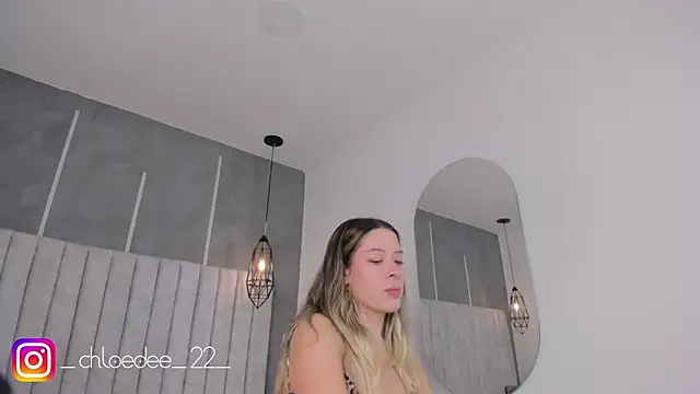 chloe d online show from 01-19-25, 10:39