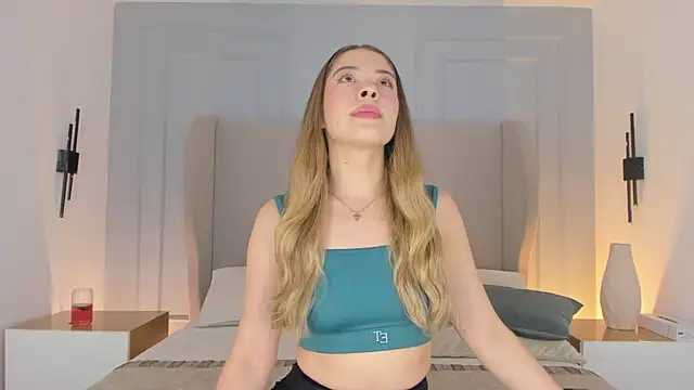 chloe d online show from 05-06-26, 10:37
