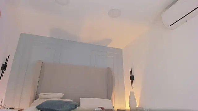 chloe d online show from 05-07-26, 10:53