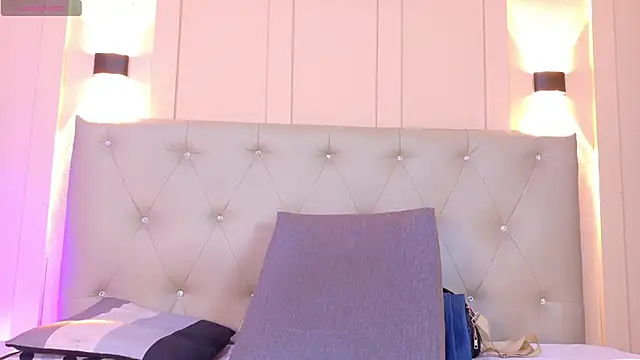 Snapshot of sofiaa_ebony chatting on 03-14-26, 01:16 sofiaa ebony online show from 03-14-26, 01:16