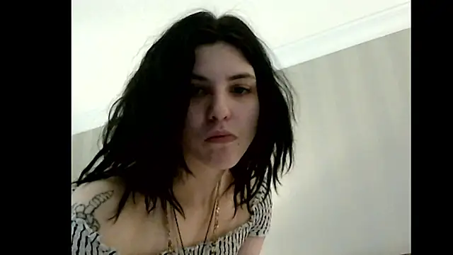Snapshot of bexs780 chatting on 12-27-24, 10:45 bexs780 online show from 12-27-24, 10:45