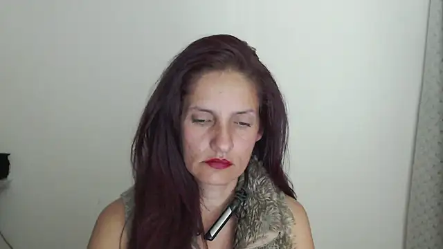 Snapshot of catalina_duran1 chatting on 06-02-26, 02:57 catalina duran1 online show from 06-02-26, 02:57