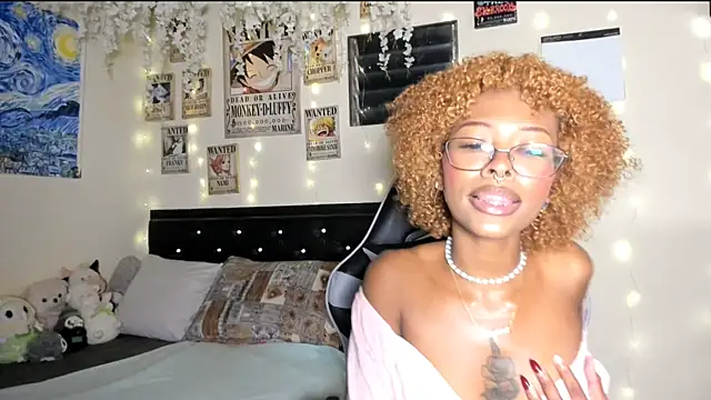 Snapshot of Cristal_Jonas@xh chatting on 01-24-25, 01:35 Cristal Jonasxh online show from 01-24-25, 01:35